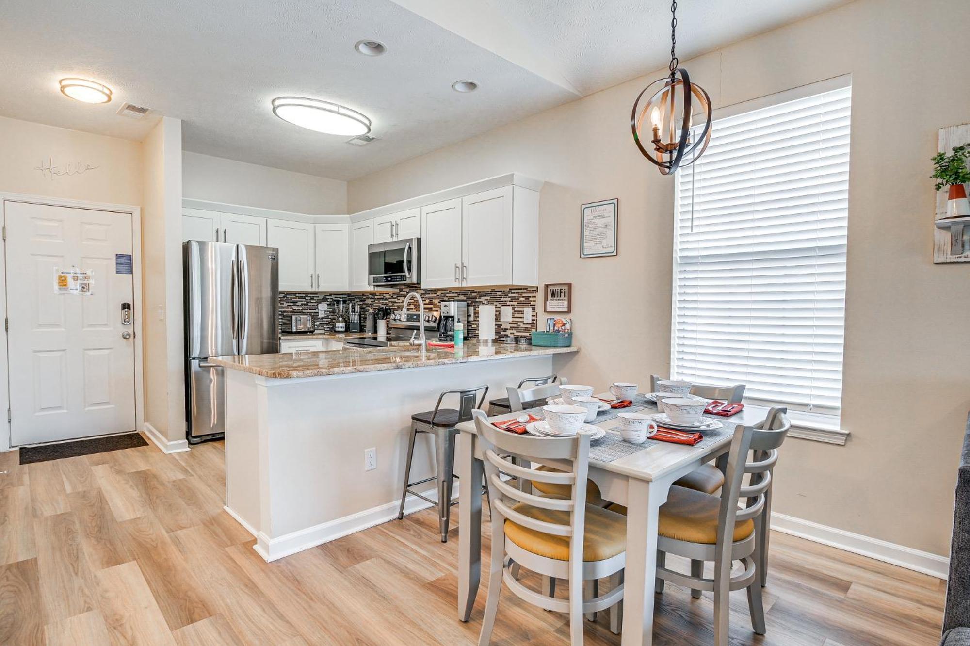 Breezy Golf Condo With Pool Access, 4 Mi To Beach Myrtle Beach Eksteriør billede